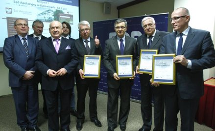 Liderzy sądów Apelacyjnych. Od lewej: Grzegorz Wałejko, wiceminister sprawiedliwości, Ryszard Kurnik