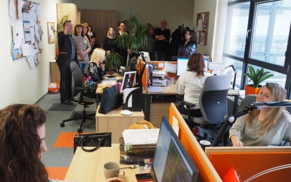 W Call Center praca wre niezależnie od odwiedzin