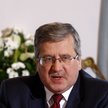 Bronisław Komorowski na spacerze z... TVN24