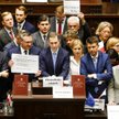 16 grudnia 2016 roku opozycja zaczęła blokadę sali plenarnej po wykluczeniu posła PO Michała Szczerb