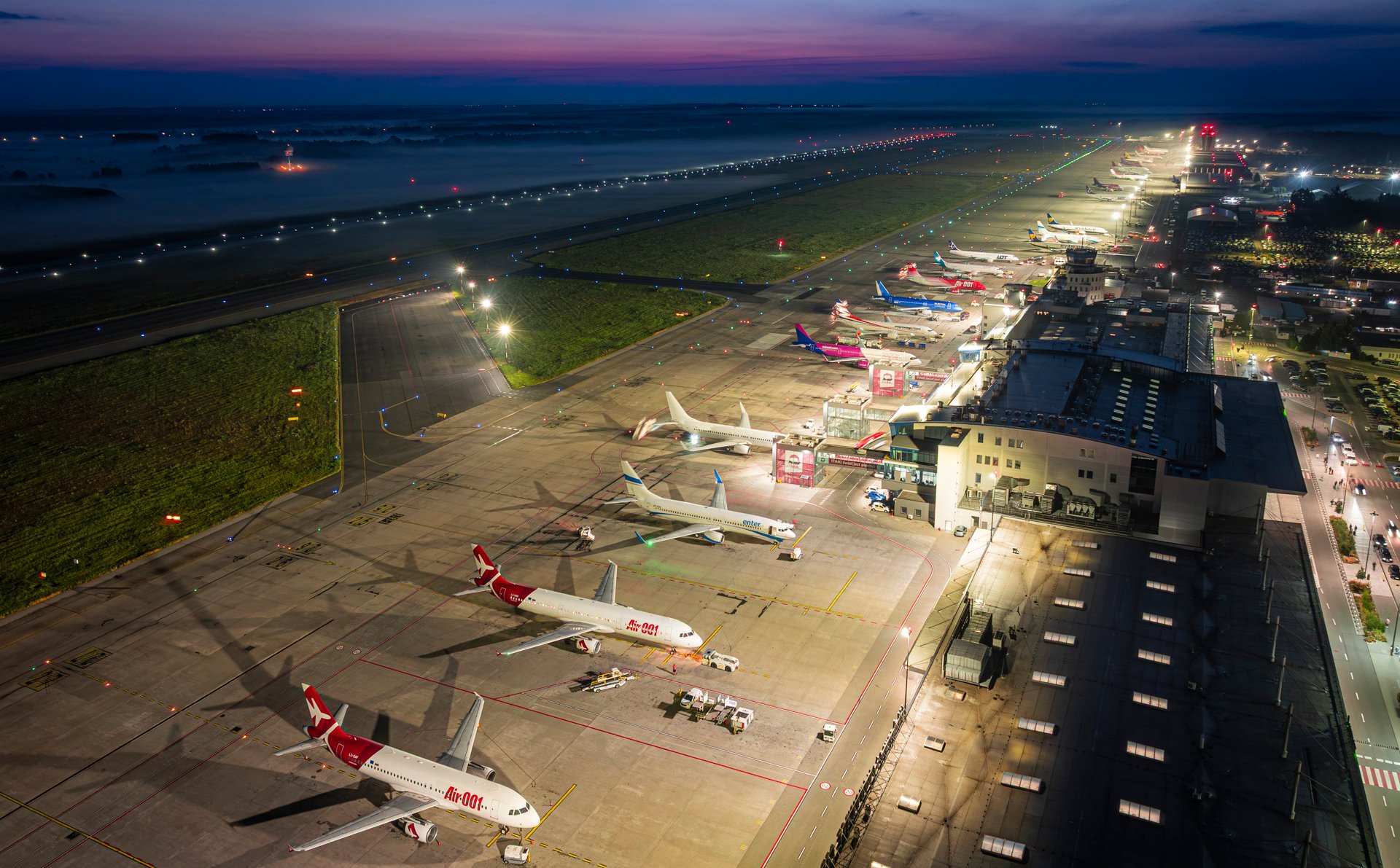 Zima na katowickim lotnisku - 75 kierunków, 66 lotnisk, 39 państw