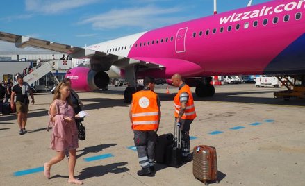 Rząd wskazuje, że ma coraz więcej skarg na linię lotniczą