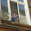 Organy podatkowe uważają, że w momencie śmierci małżonka wdowiec lub wdowa nabywają na własność poło