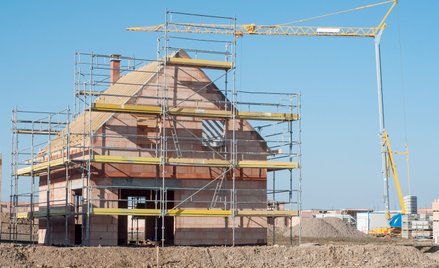 Na podstawie zgłoszenia domów jednorodzinnych buduje się mało. Fot. mat. pras.