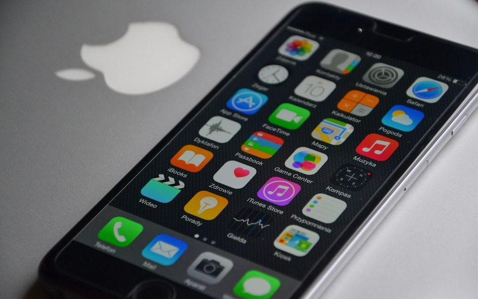 Francja pozywa Google i Apple za szkodzenie krajowym startupom