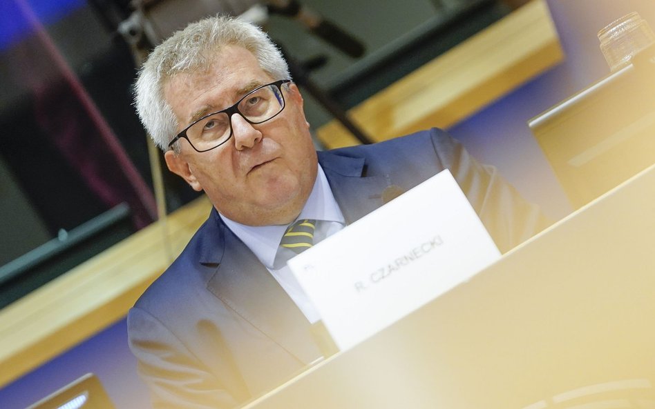 Czarnecki: Nie przyjmowaliśmy imigrantów, jesteśmy atakowani