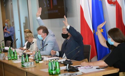 Lex anty-TVN: Zgoda PiS tylko na poprawkę Kukiza