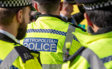 Londyński policjant seryjnym gwałcicielem. Popełnił ponad 70 przestępstw