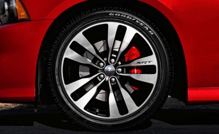 Kredyty subprime królują w salonach samochodowych