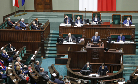 Sondaż CBOS: 46 proc. dla Zjednoczonej Prawicy