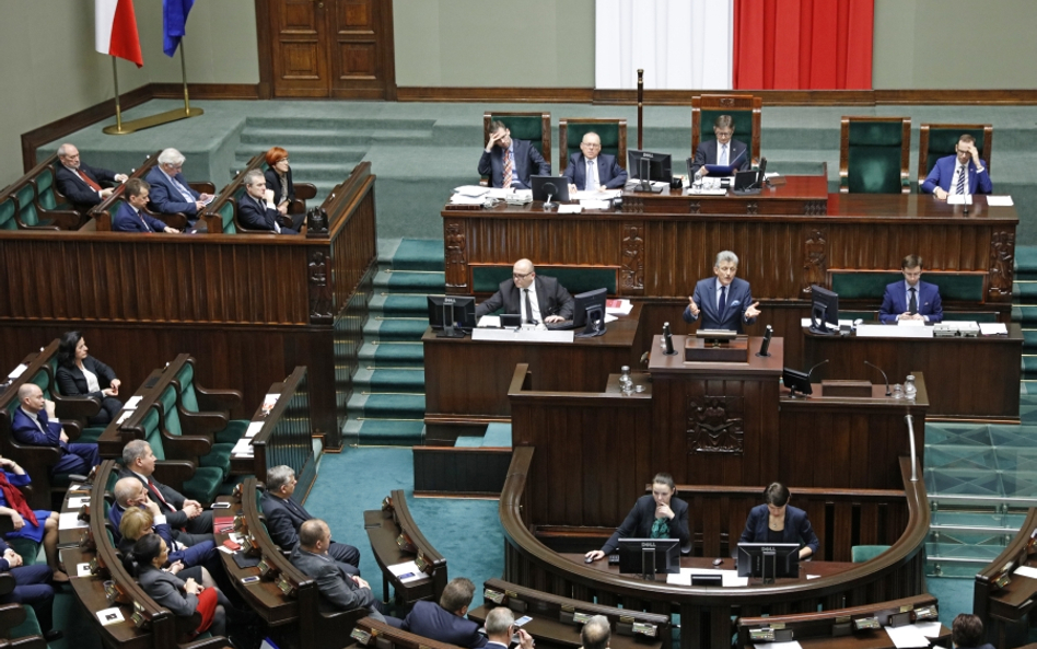 Witold Zembaczyński: Złożę poprawkę - obniżenie pensji posłów o 100 proc.
