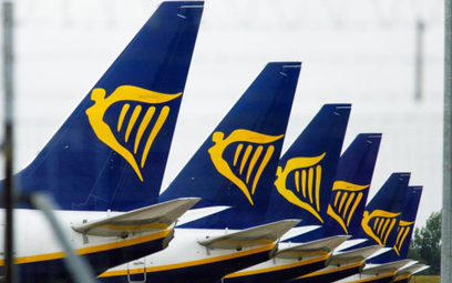 The Guardian: „Popisowe” procedury Ryanaira