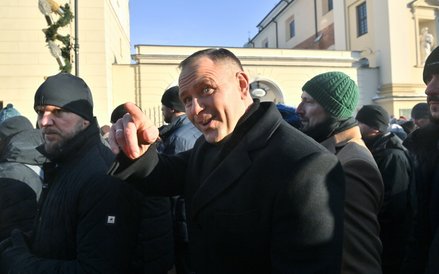 Wśród uczestników wydarzenia obecny był także Prezydent RP Karol Nawrocki, który przeszedł trasę wra