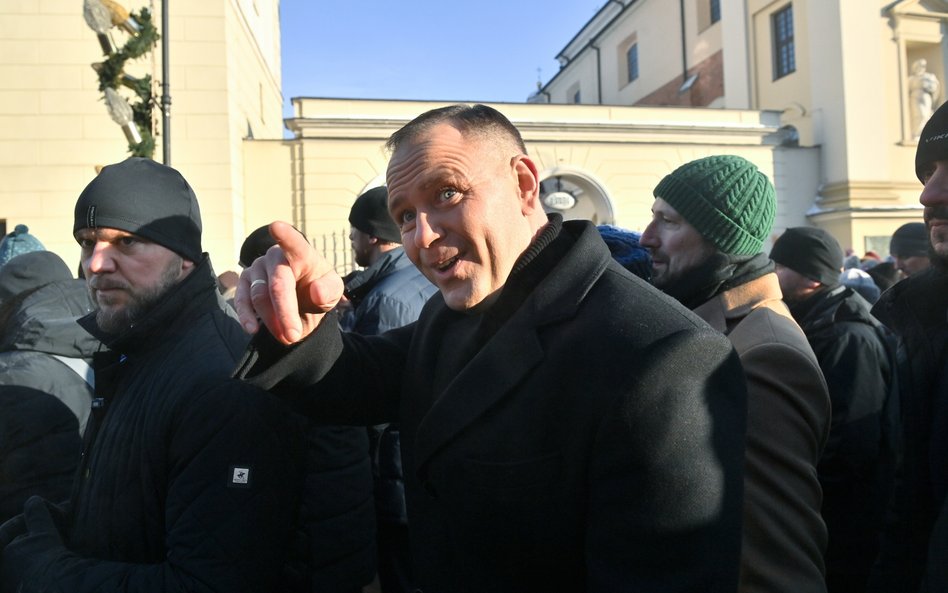 Wśród uczestników wydarzenia obecny był także Prezydent RP Karol Nawrocki, który przeszedł trasę wra