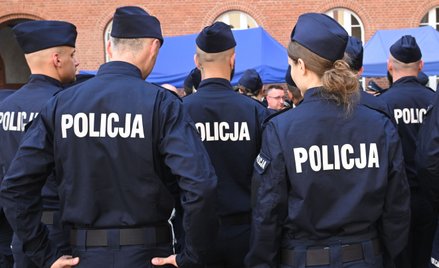 Policjanci walczący z zaniżonymi uposażeniami przegrali w NSA