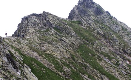 Tragiczny wypadek w Tatrach. Turysta spadł z Orlej Perci