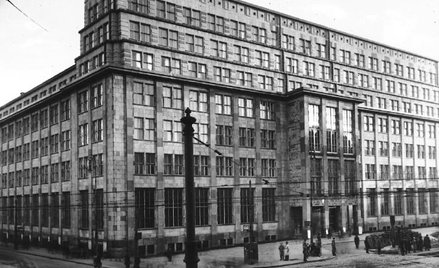 Swoją przedwojenną centralę, w której po wojnie zadomowiła się PAP, BGK odzyskał w 1997 r.