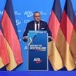 Współprzewodniczący AfD Tino Chrupalla przemawiał do delegatów na dwudniowej konwencji partii w Erfu