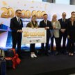 20-milionową pasażerkę na lotnisku witali przedstawiciele Ministerstwa Infrastruktury, Polskich Port