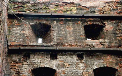 Gdańskie mury obronne niszczały od lat 60. XX w.