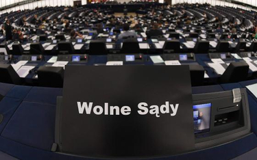 Debata w Parlamencie Europejskim koncentrowała się wokół praworządności