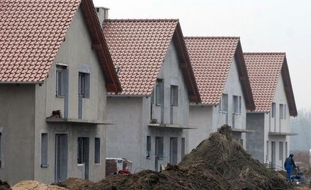 Deweloperzy: złe decyzje administracyjne mogą wykończyć firmę