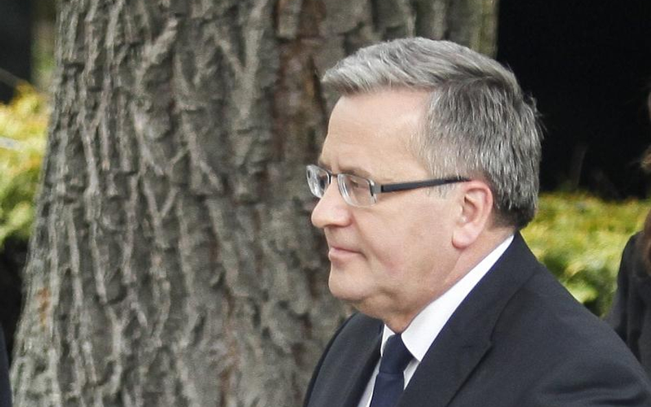 Komorowski o TK: Mam pretensje do parlamentu