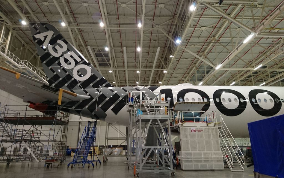 Pierwszy A350-1000 dla Qatar Airways trafi później