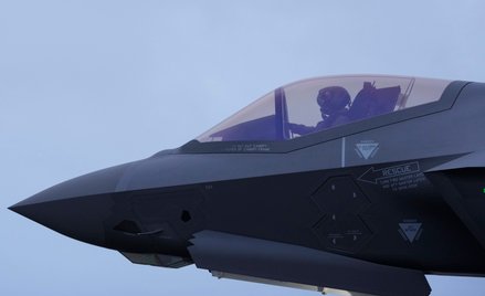 Wszystkie wyprodukowane F-35 schodzą z linii produkcyjnej pokryte takimi samymi szarymi barwami