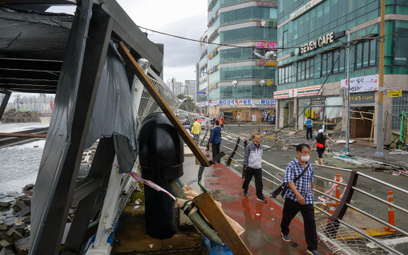 Tajfun Hinnamnor uderzył w Koreę Południową. Nie żyje 10 osób