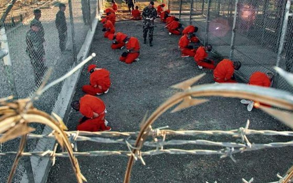 Więźniowie w Guantanamo