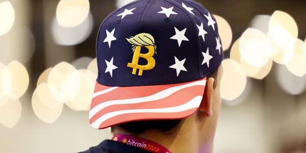 Bitcoin pod presją jak nigdy od miesięcy. Rynek testuje granicę 60 tys. dolarów