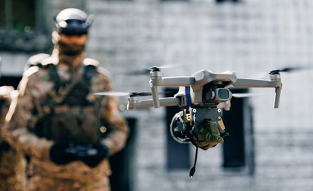 Dronowy biznes ma duży potencjał, ale wiąże się z wieloma wyzwaniami i podlega ścisłym regulacjom
