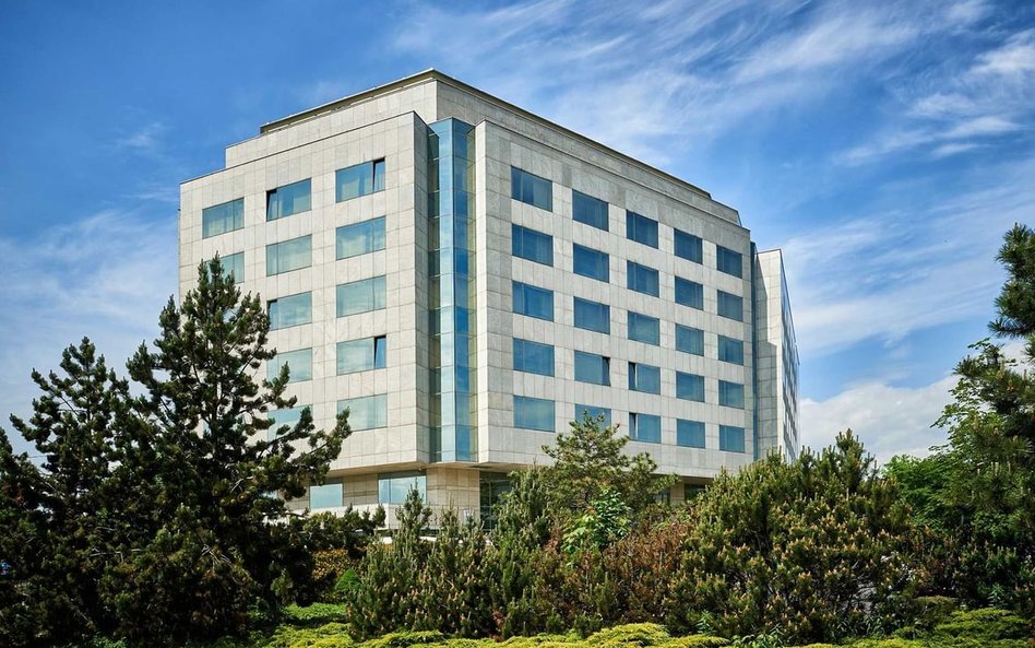 Pierwszy inteliRobot zacznie działać w hotelu Regent w Warszawie