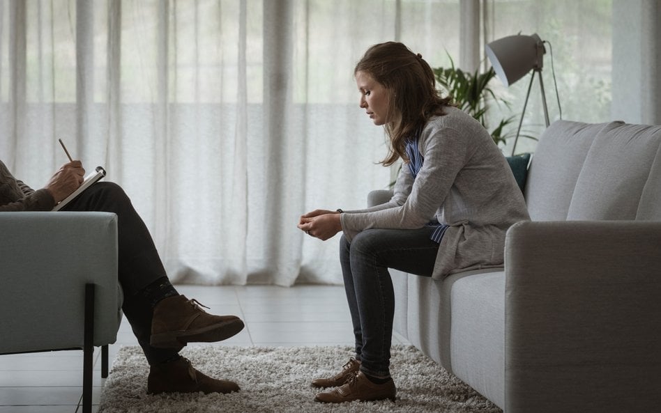 Dr Dominika Adamczyk: Zaskakujące w wynikach badania było to, że psychologia coraz częściej funkcjon