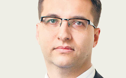 Jarosław Niedzielewski zarządzający funduszami, Investors TFI