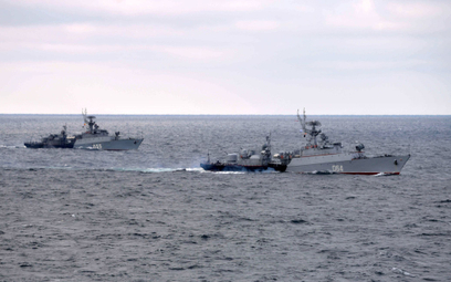 Okręty Floty Czarnomorskiej podczas ćwiczeń, fotografia z 2020 r.