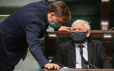 Informacje o eskalacji napięcia na linii Ziobro-Kaczyński mają przyczynić się do rozhuśtania nastroj