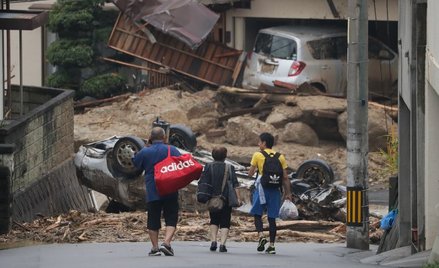 Powódź w Japonii. Władze informują o 100 ofiarach