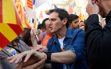 Katalonia: Wiec przeciwników niepodległości w Barcelonie