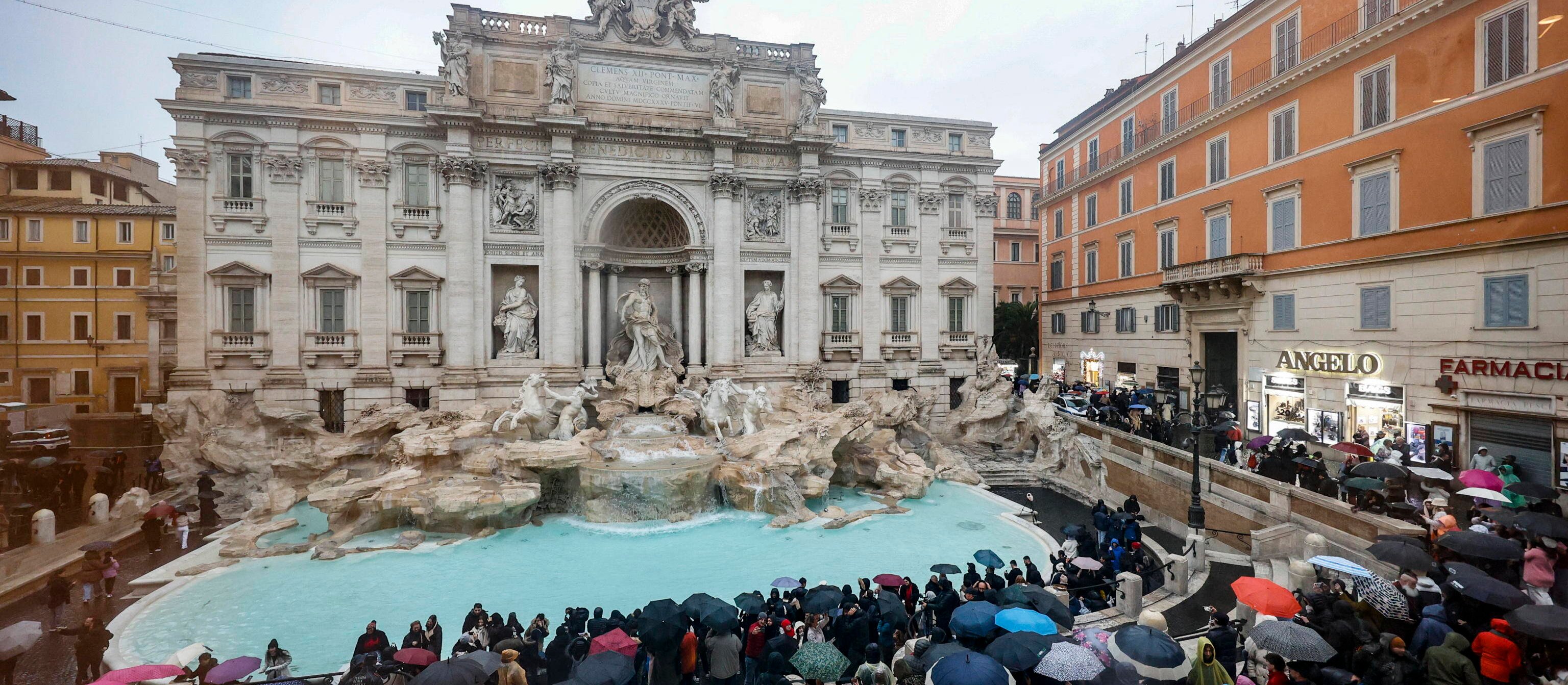 Władze Rzymu: Wizyta przy Fontannie di Trevi będzie płatna. Turyści szykujcie 2 euro