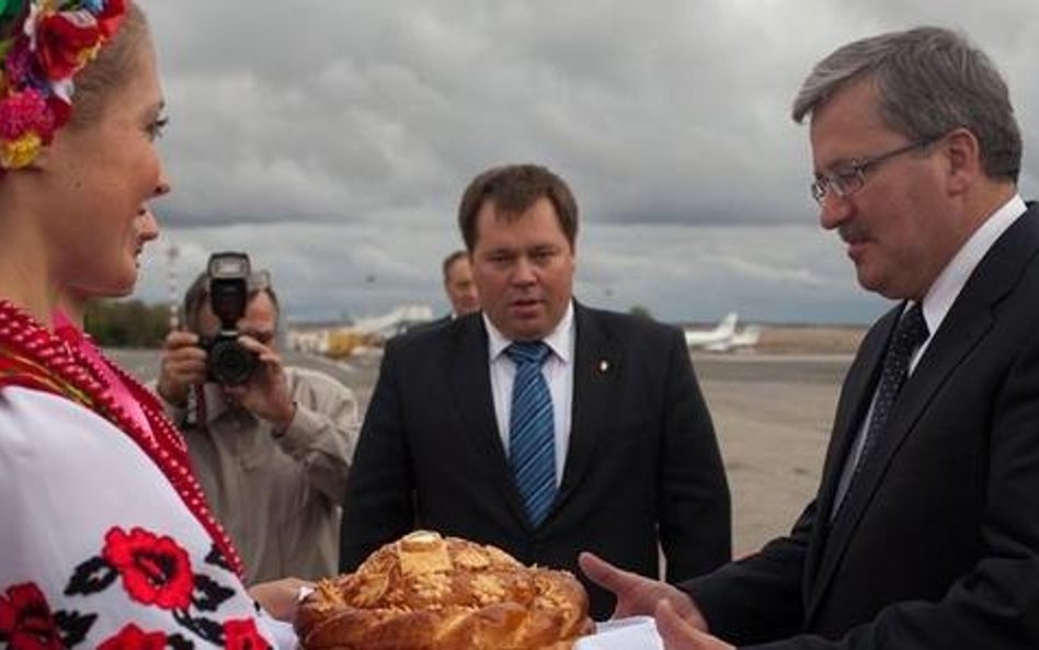 Dziki kraj, państwo dziadowskie, ruska trumna i żyrandol