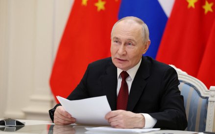 To, co jest prawdziwą sensacją – i to polityczną, a nie obyczajową – to zasięg kontaktów Epsteina z 