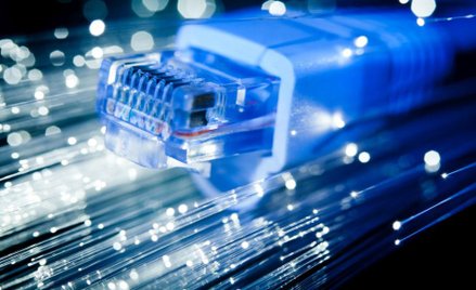 Stacjonarny internet. Abonamenty w górę o 10 procent