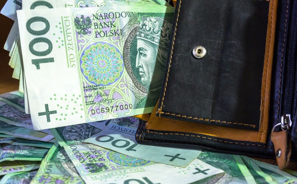 Mikołajkowy prezent dla kredytobiorców od RPP. Ale nie dla deponentów