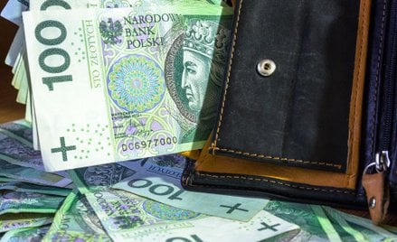Dodatek funkcyjny należy się nawet bez wykonywania obowiązków, jeśli wynika z umowy - wyrok SN