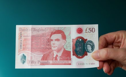 50-funtowy banknot z Alanem Turingiem trafił do obiegu