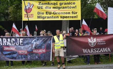 Ruch Obrony Granic próbował w wakacje narzucić jednostronną narrację o migracji. Na zdjęciu: protest