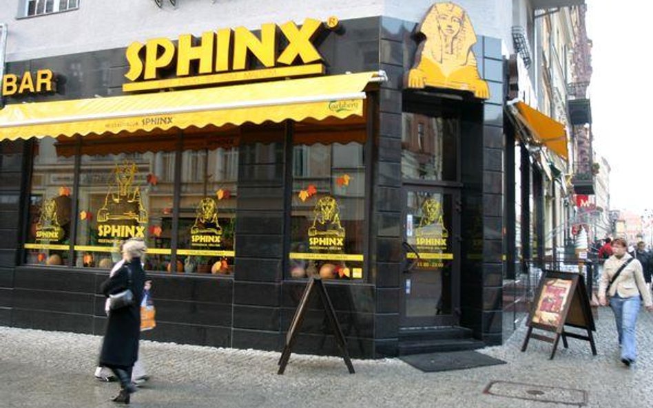 Sfinks zarządza 111 restauracjami, w tym siecią 96 punktów Sphinx