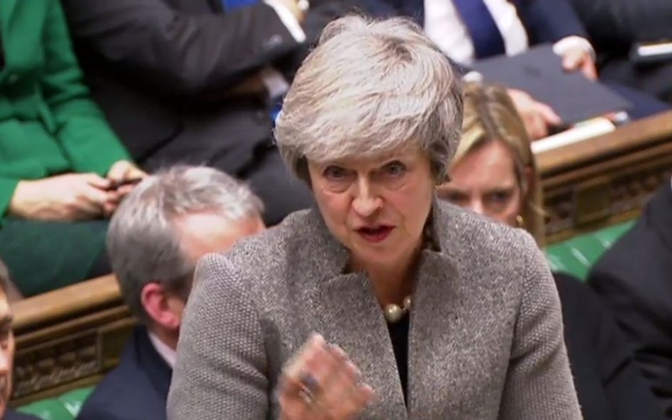 May zapowiada głosowanie w sprawie brexitu na styczeń